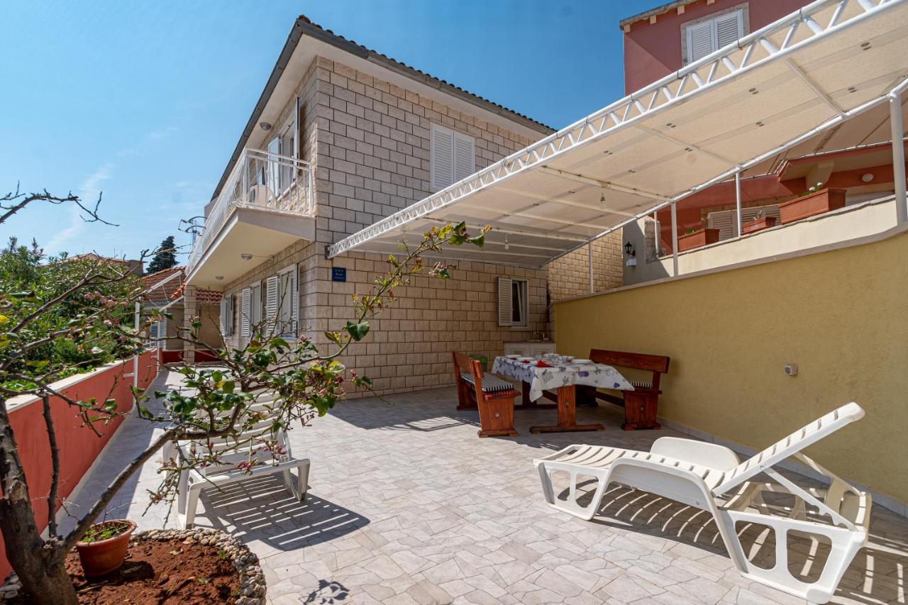 Siriscevic Apartment Korcula Town Bagian luar foto