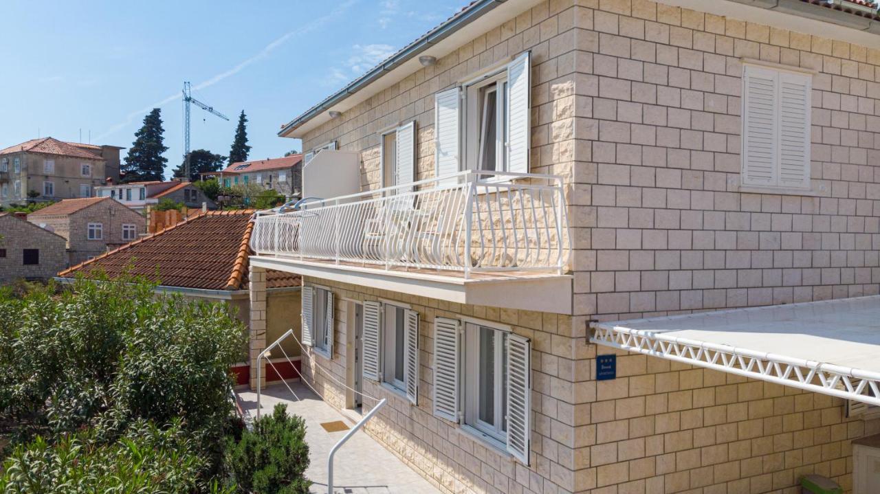 Siriscevic Apartment Korcula Town Bagian luar foto